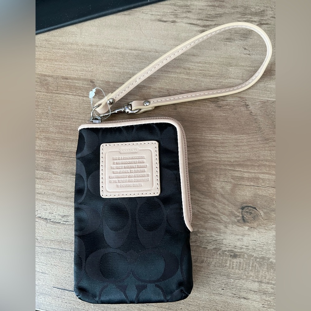 Coach coin / card wristlet